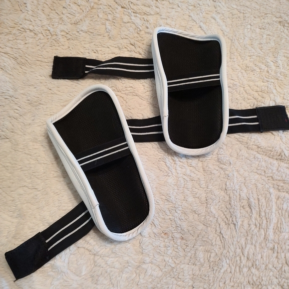 Child's tae Kwon do forearm guards - Picture 4 of 4
